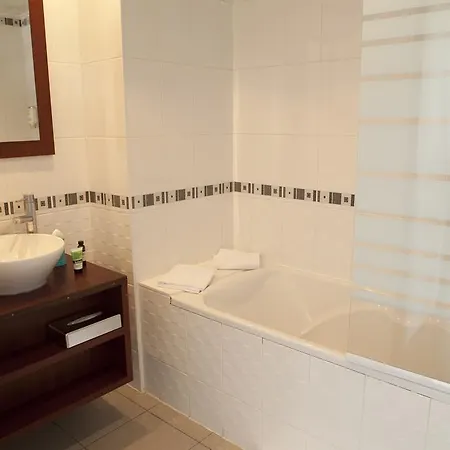 Ruby Suites Quartier Les Halles By Popinns Strasbourg